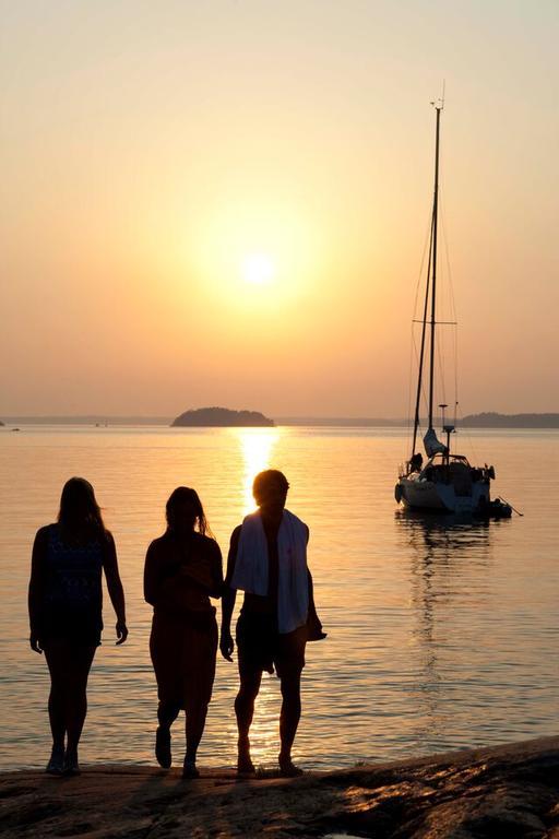 ホテル Grinda Waerdshus エクステリア 写真